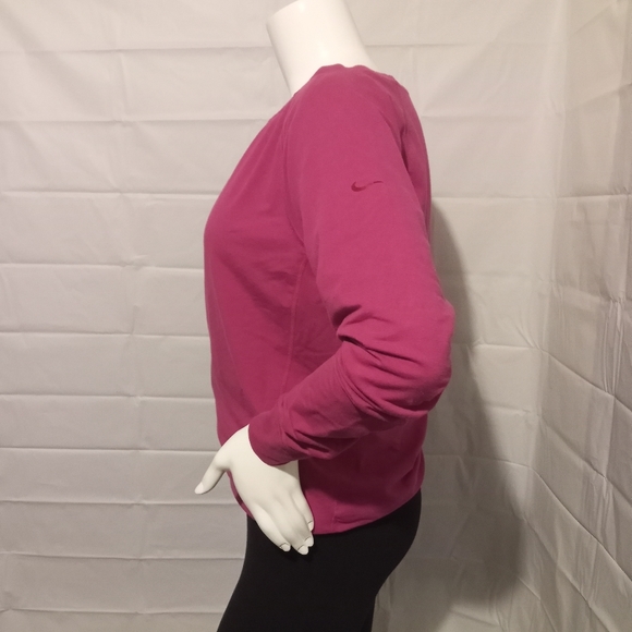 Nike dri-fit sweatshirt - Picture 2 of 5